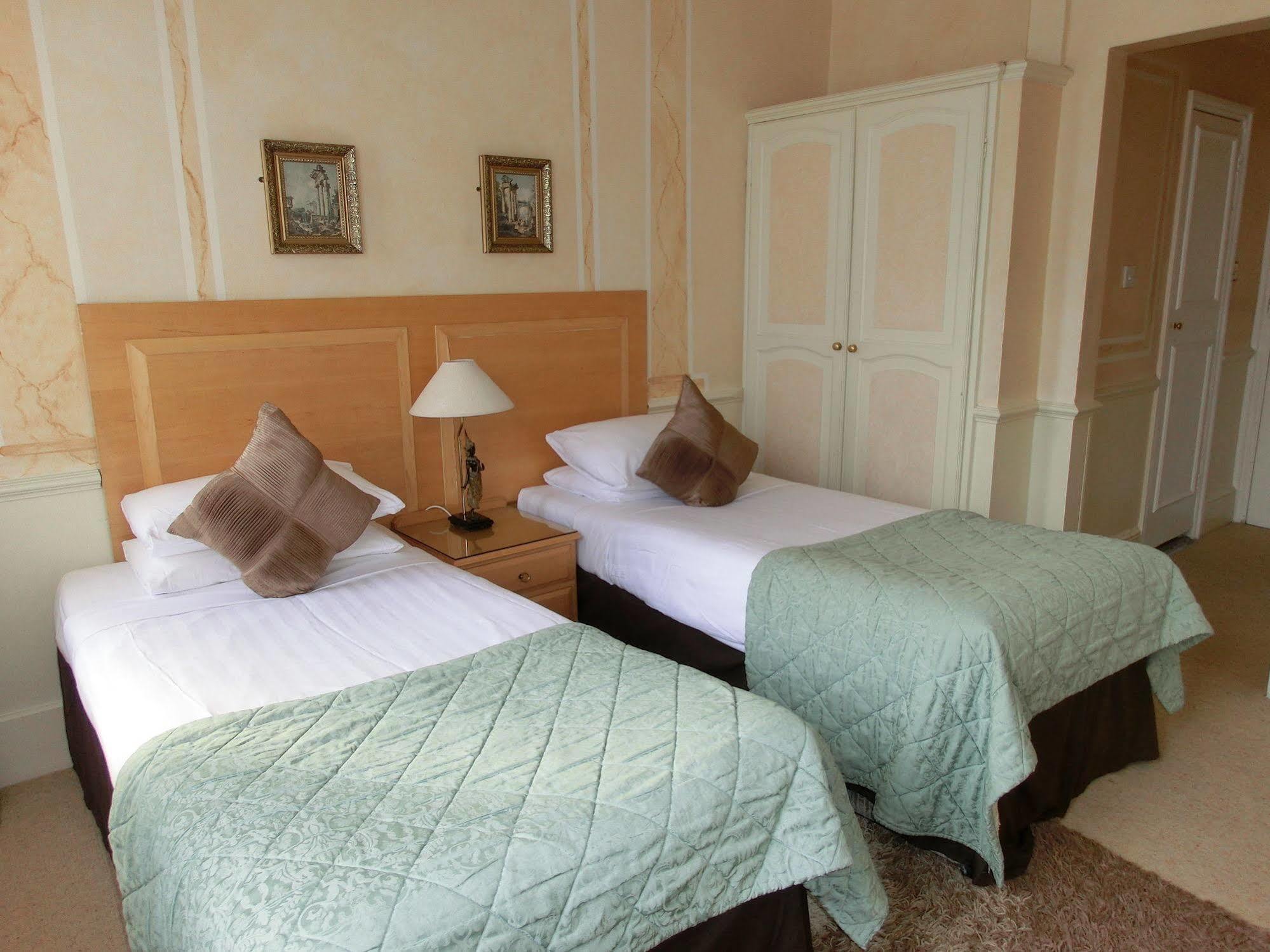 Rushmore Hotel Лондон Экстерьер фото